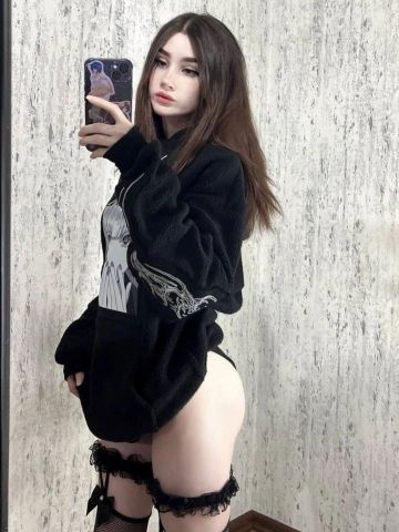 Юна